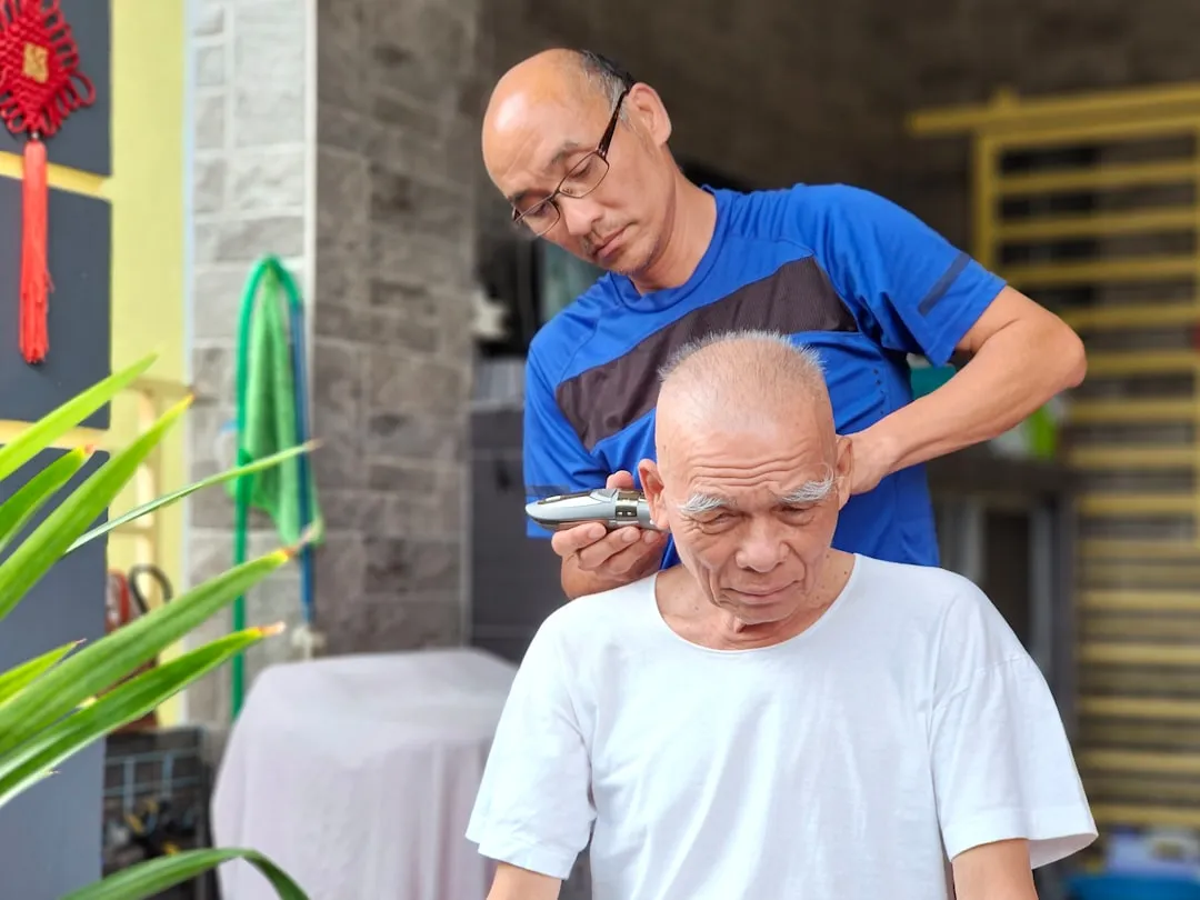 四川科技企业系统集成能力对比：自研团队与外包协作模式的差异分析