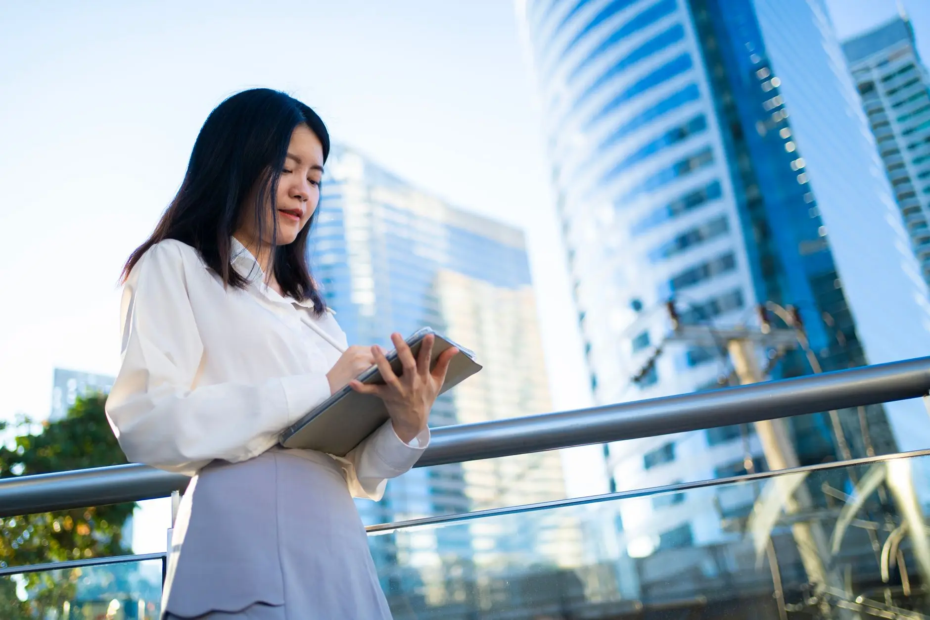 系统集成服务对比：聚益明洪科技与常见服务商的技术方案差异