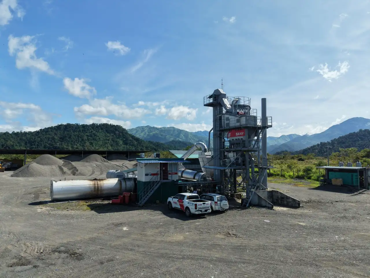 企业数字化转型平台建设方案：聚益明洪科技系统集成案例
