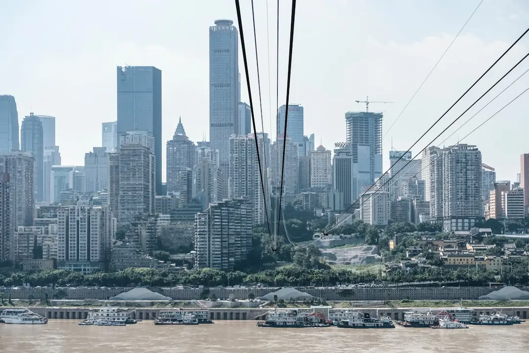 2025年软件开发趋势：低代码平台对西南地区企业的影响分析